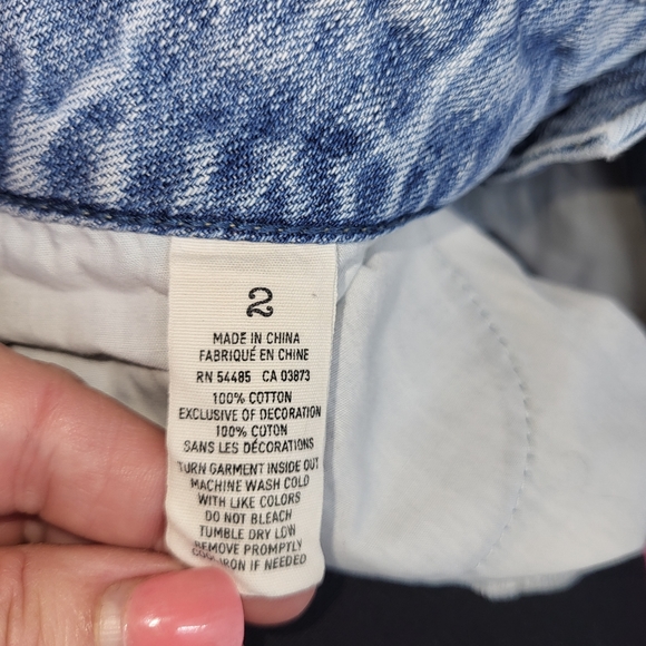 American Eagle Distressed Short Shorts - Picture 4 of 7